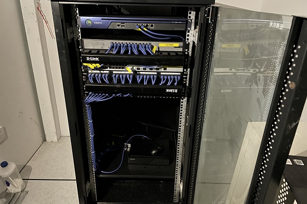 霍萊沃北京分公司海康威視監(jiān)控和人臉指紋門(mén)禁安裝工程