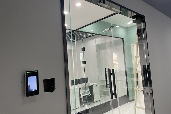 昌翼（北京）文化傳播有限公司?？低暼四樧R(shí)別門(mén)禁安裝工程